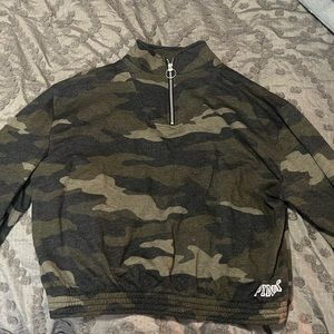 Victoria’s Secret Pink Camouflage Half Zip Pullover NWOT